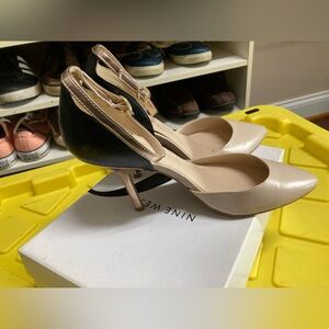 Nine West Black and Tan Pump